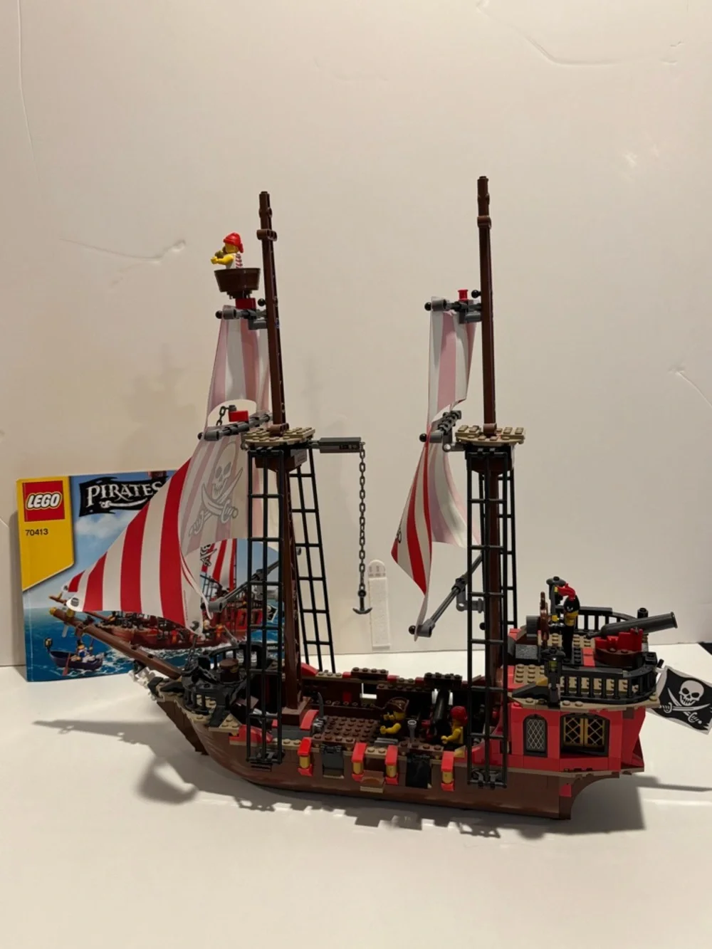 LEGO #70413 The Brick Bounty - Picture 10 of 16